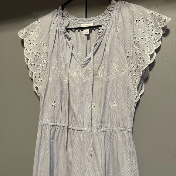 ❤️Liz Claiborne - Light Blue Striped Floral Embroidered Skirt (Size Medium) - Picture 7 of 11